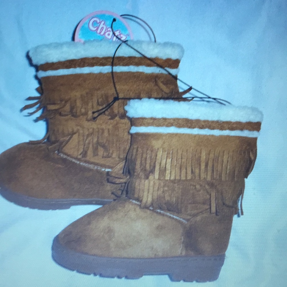 NWT Chatties toddler girls Sherpa lined boots SZ 5